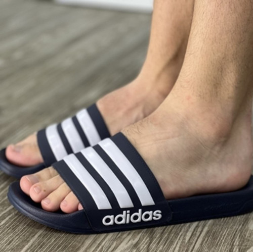 Chinelo Slide Adidas Adilette Shower na Adidas