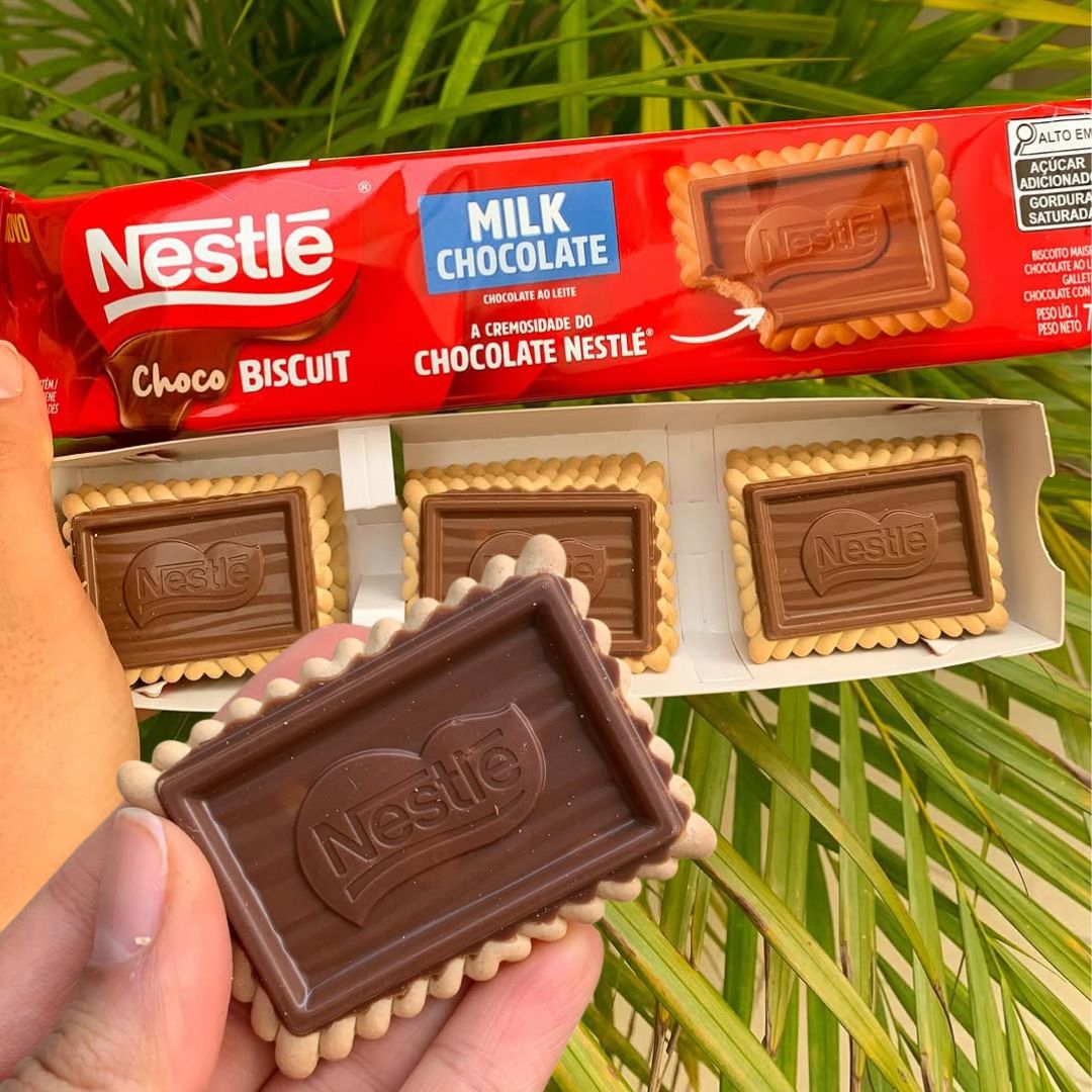 Chocobiscuit Biscoito com Chocolate NESTLÉ Ao Leite 78g na Amazon