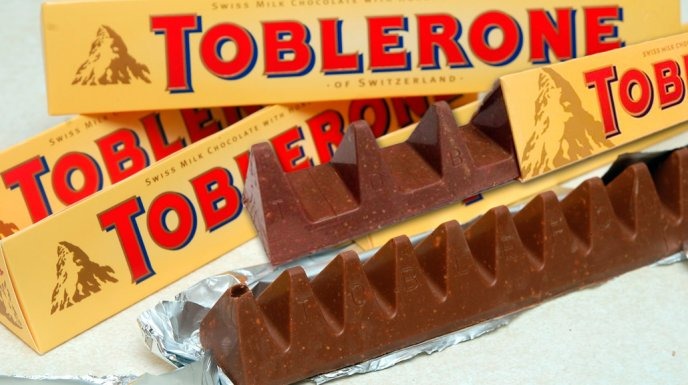 Chocolate ao Leite Nougat de Mel e Amêndoas Toblerone Caixa 100g – Importado na Amazon