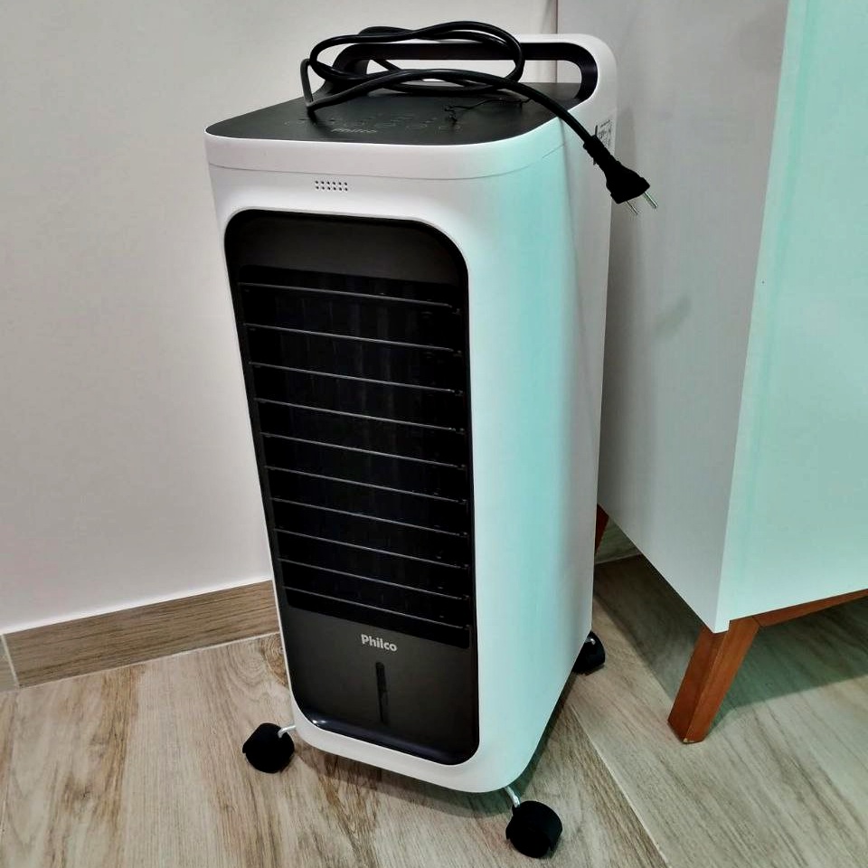 Climatizador Philco PCL10QF Display Touch 5 em 1 5L na Amazon
