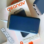 Clique para visualizar Geonav Power Bank, Carregador Portátil Universal 12.000 mAh, 2 Saídas USB + 1 Saída USB-C, PB12KMB, Azul Marinho na Amazon