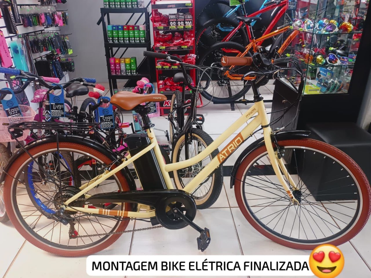 Combo Mobilidade – Bicicleta Elétrica Miami Aro 26 Quadro 15.5 Retrô 350W com Kit Elétrico Bicicleta Atrio – BI2080K na Multi