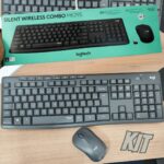 Combo Teclado e Mouse sem fio Logitech MK295 com Digitação e Clique Silencioso, Teclas de Mídia de Fácil Acesso, Conexão USB, Pilhas Inclusas e Layout ABNT2 na Amazon