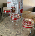 Conjunto com 3 Potes Multiuso de Vidro, com tampa Herméticas, Vermelho, VDR1129-VM, Euro Home na Amazon