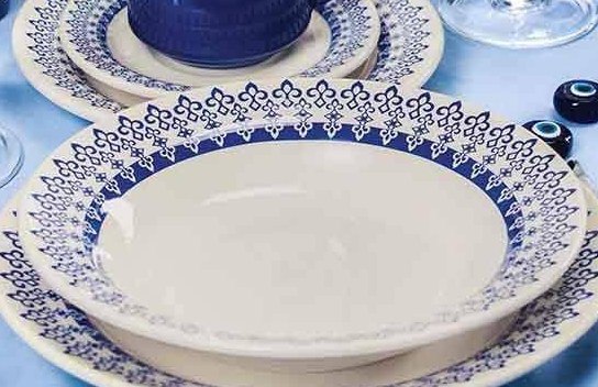 Conjunto com 6 Pratos Fundo Biona Donna Grécia Azul/Marfim 21 cm na Amazon