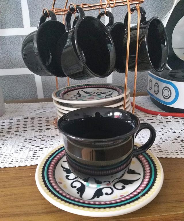 Conjunto com 6 Xícaras de Chá 200Ml com Pires Oxford Daily Floreal Luiza Multicor 15Cm na Amazon