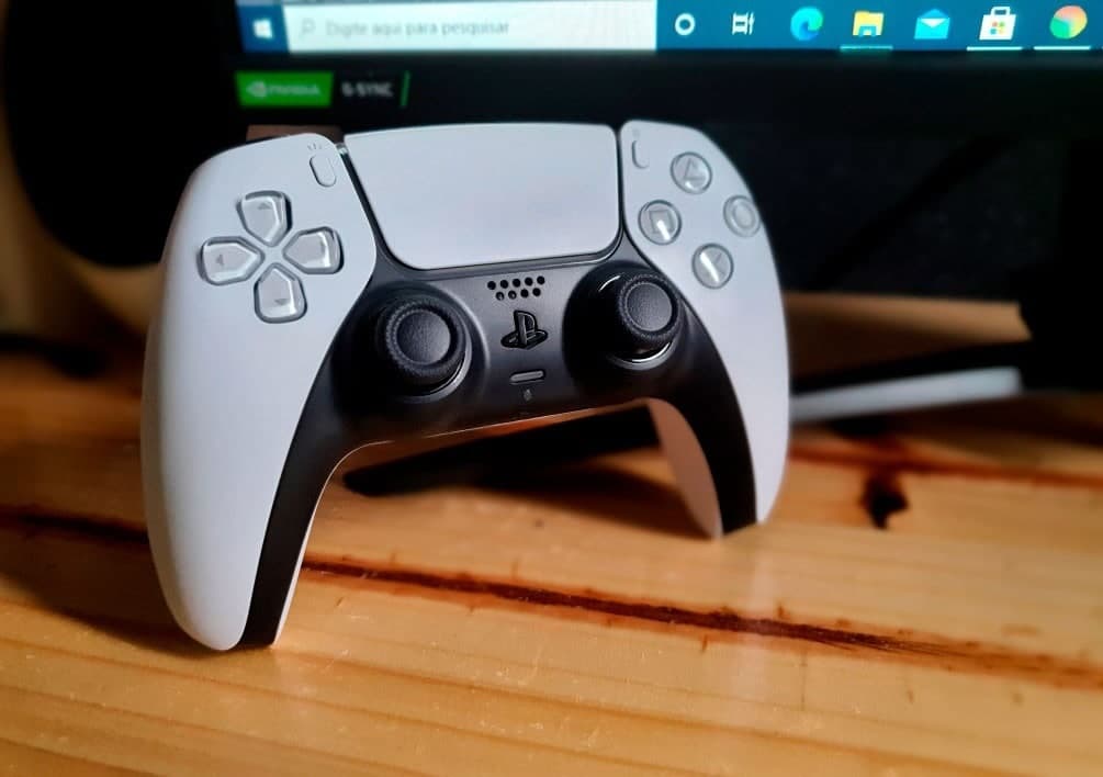 Controle Sem Fio DualSense PlayStation 5 Branco na Americanas