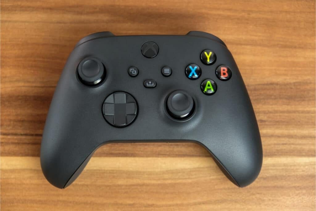 Controle Sem Fio Xbox Carbon Black na KaBuM!