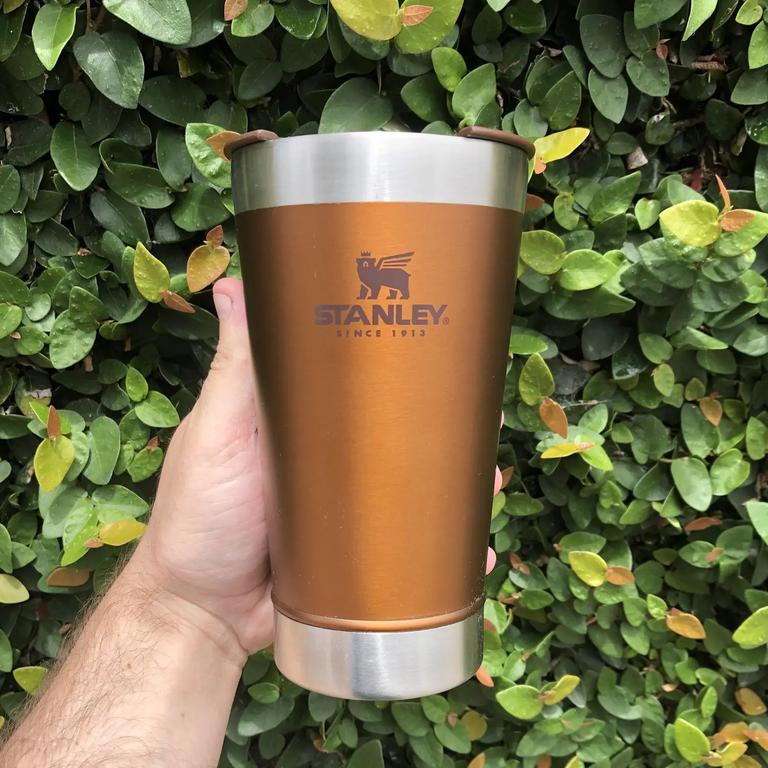 Copo térmico de cerveja com tampa Stanley|473ml – Maple na Amazon