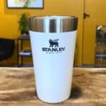 Copo térmico de cerveja Stanley|473ml , Cor: Polar na Amazon