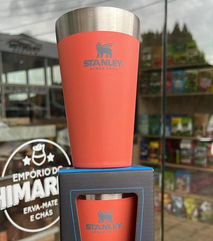 Copo térmico sem tampa Stanley Guava, 473 ml na Amazon
