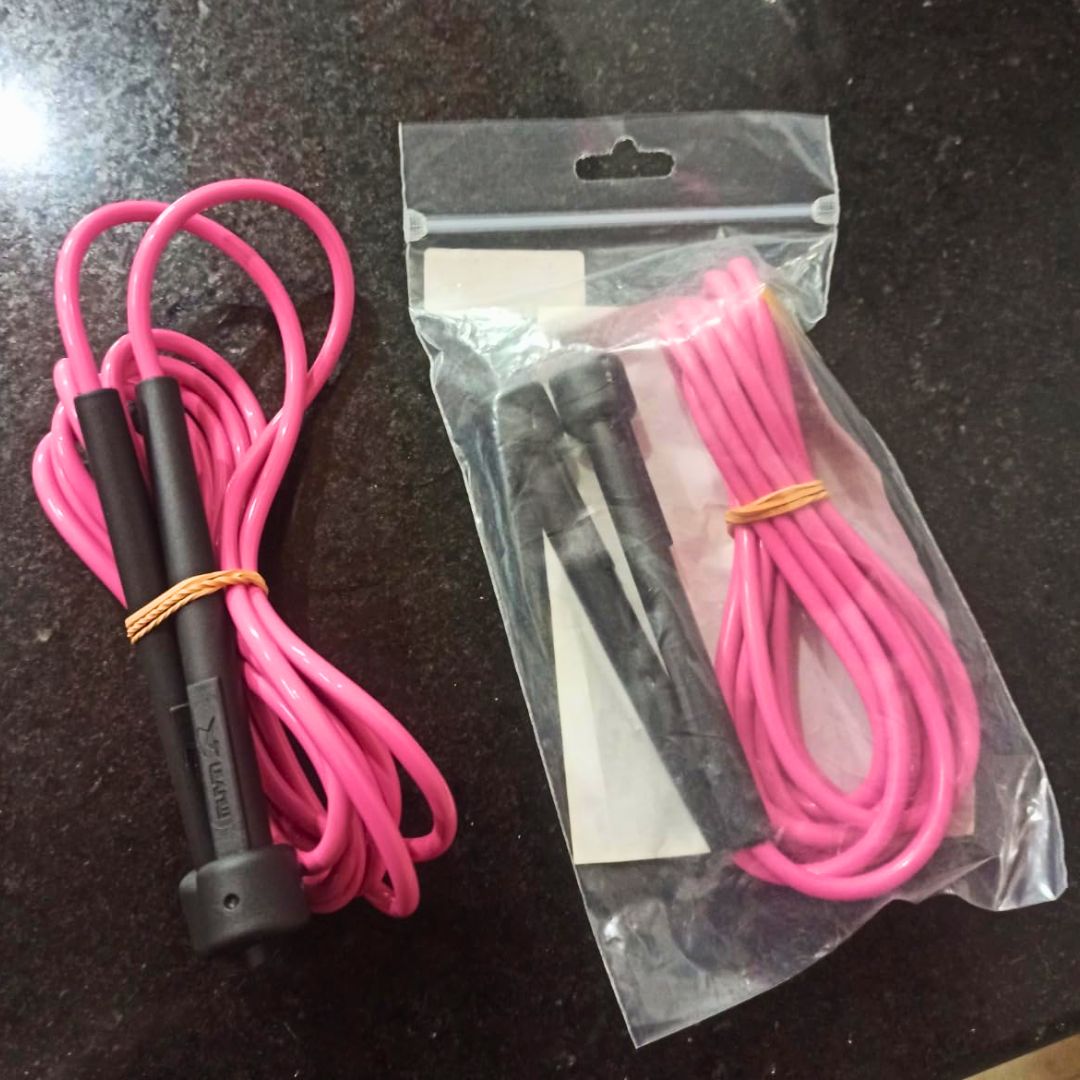 Corda de Pular Muvin Basics Tamanho Ajustável em PVC – Corda de Saltos Com Velocidade Para Treino Funcional – Exercícios – Cross Training – Academia – Tamanho Máximo 3,15 Metros na Amazon