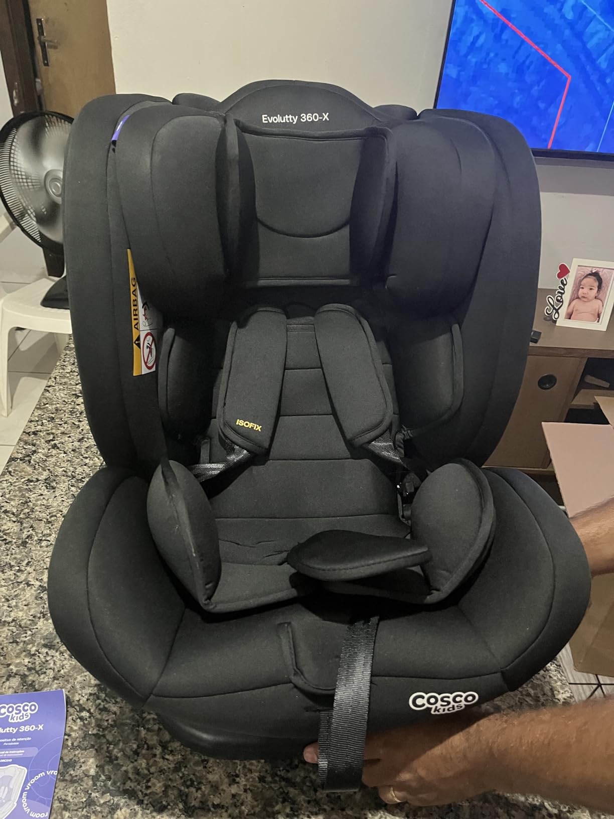 Cosco Kids, Cadeirinha Evolutty 360 X, 0 a 36kg, com Giro 360º e Isofix, Preto na Amazon