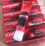 Creme Dental Clareador Colgate Luminous White Carvão Ativado 140g na Amazon