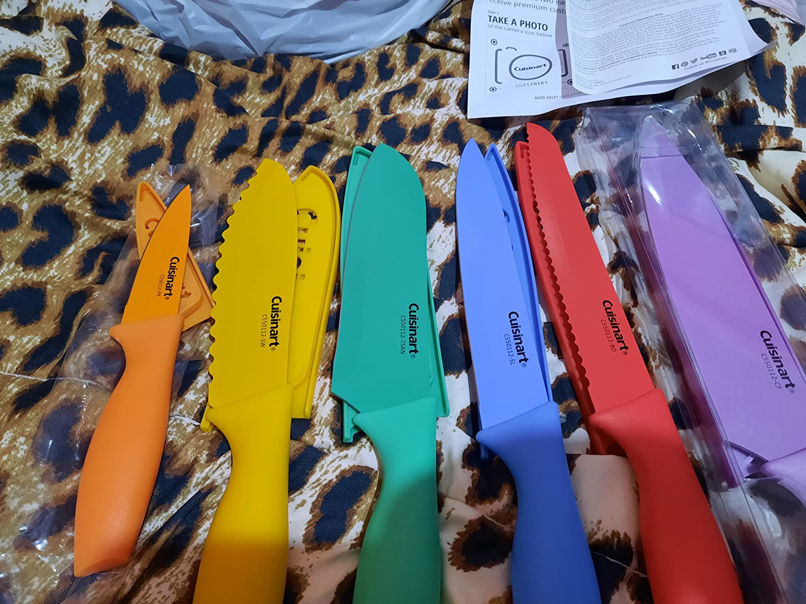 Cuisinart Conjunto de facas antiaderentes coloridos, 12 peças na Amazon