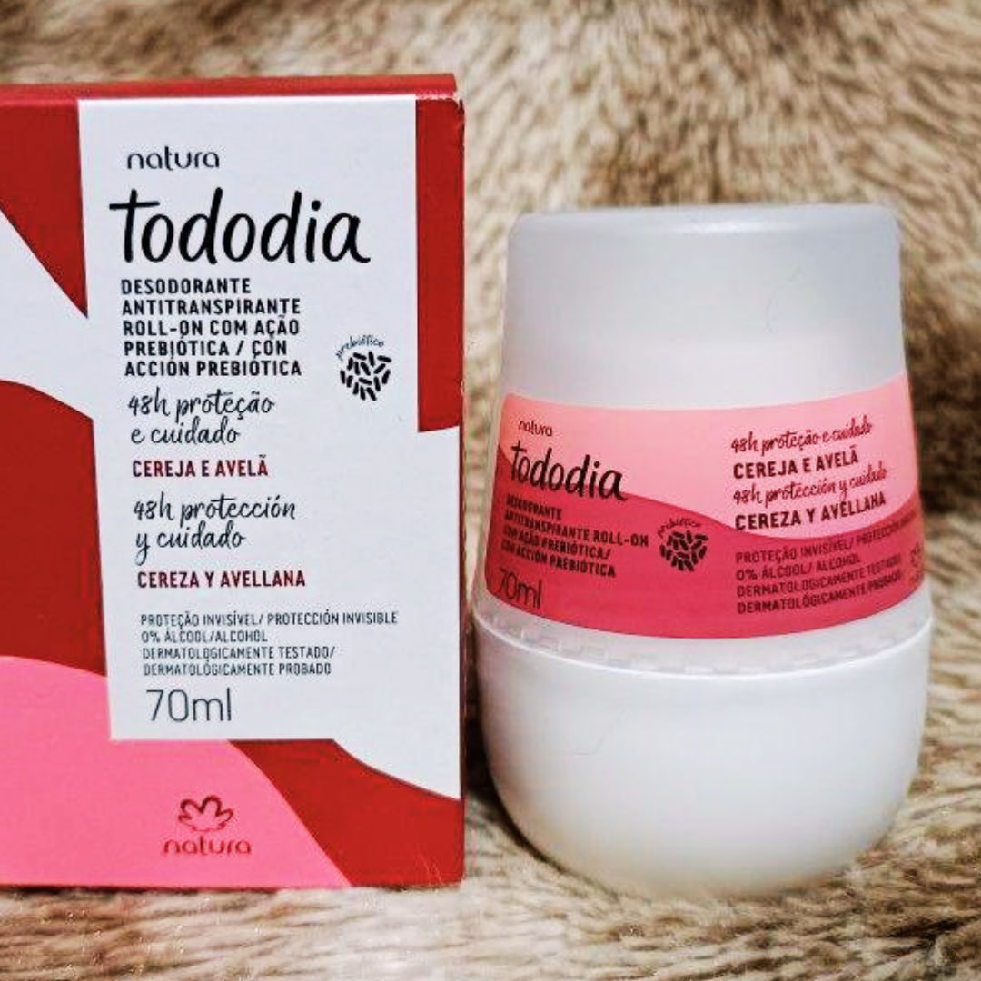 Desodorante Antitranspirante Roll on Tododia Cereja e Avelã 70 ml na Natura