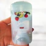 Desodorante Antitranspirante Secret Gel Frutas Vermelhas 45 g na Amazon