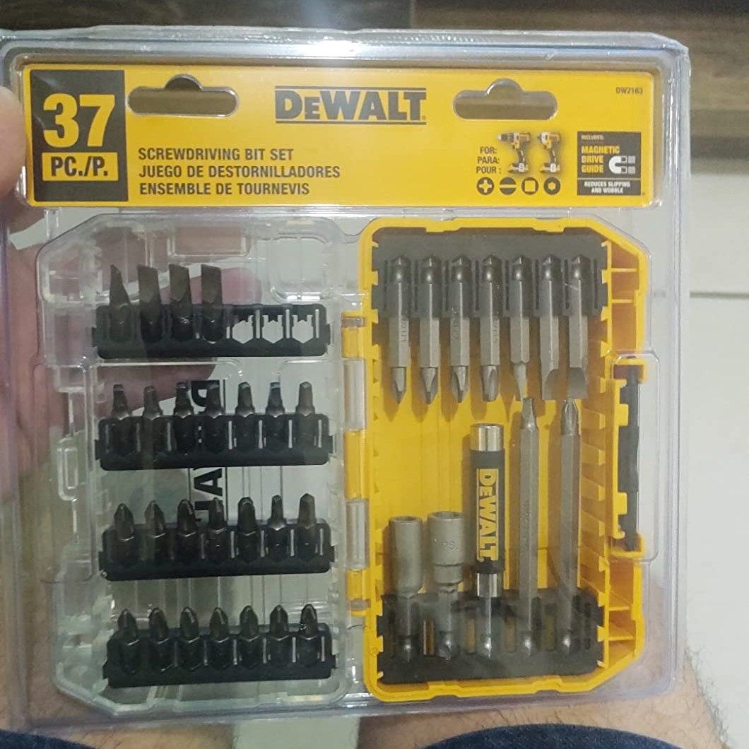 DEWALT Jogo 37 Peças para Parafusar com Estojo DW2163 na Amazon