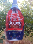 Downy Paixão Perfume Collection – Amaciante Concentrado, 1,35 L na Amazon