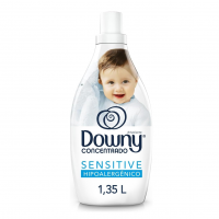 Downy Sensitive Hipoalergênico Amaciante Concentrado 1,35L na Amazon