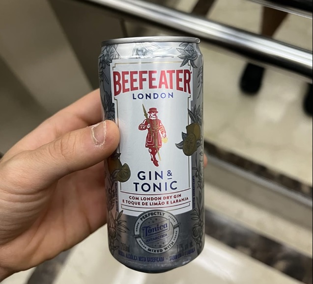 Drink Pronto Beefeater Gin e Tônica Antarctica 269ml Lata na Amazon