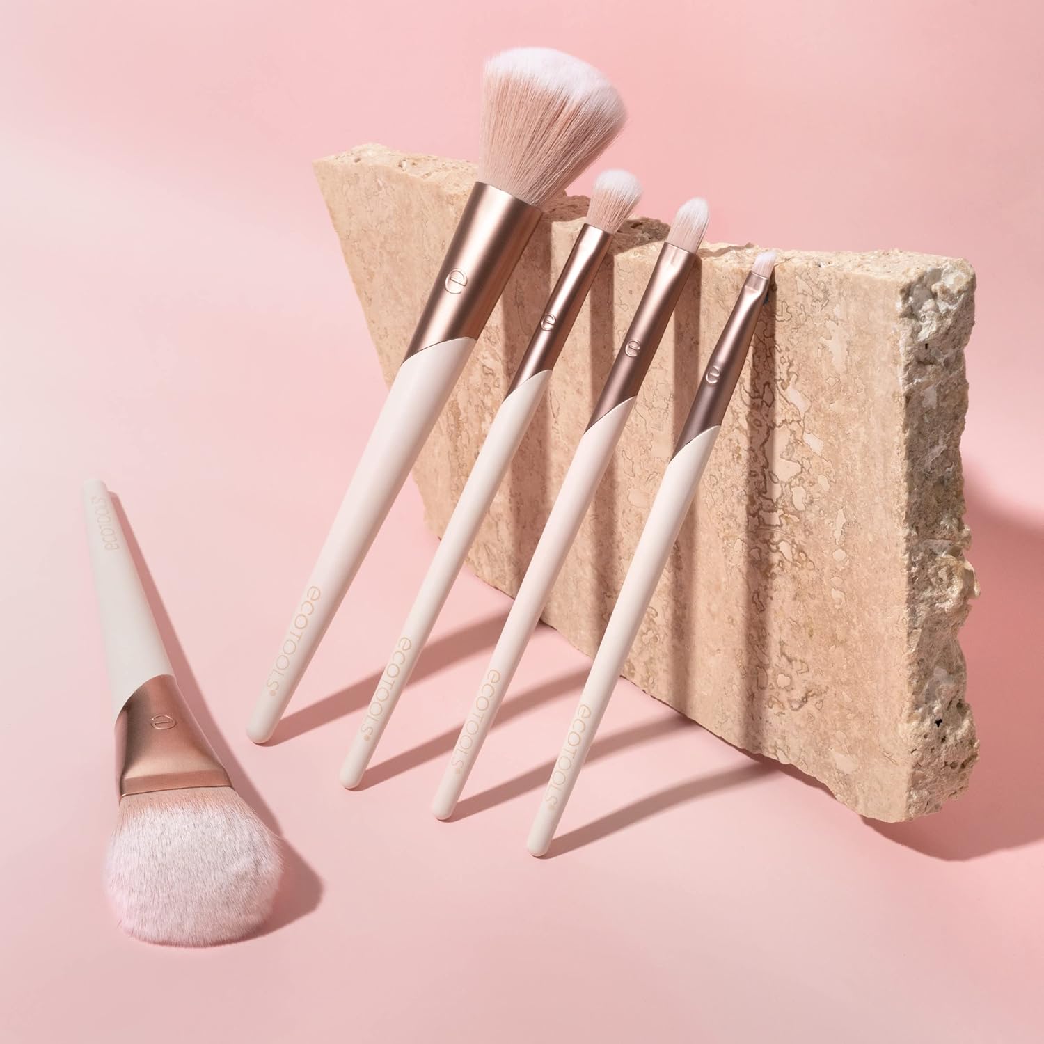 ECOTOOLS Kit De Pincéis Ecotools Luxe Natural Elegance 5 Peças na Amazon