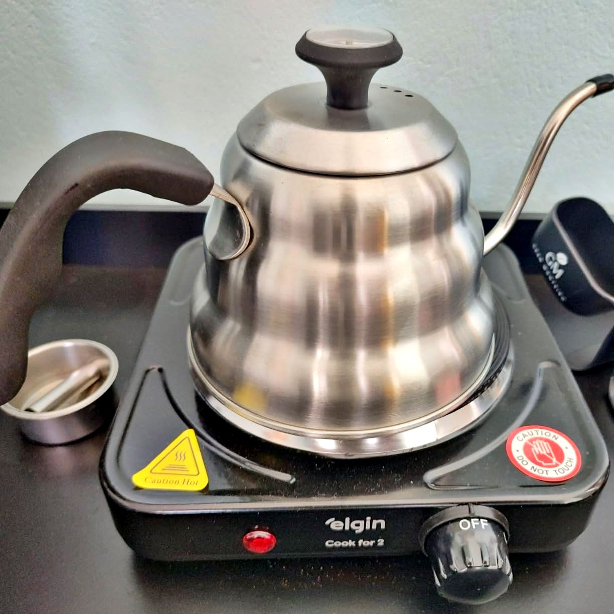 Elgin, Fogão Elétrico Portátil Cooktop de Mesa, 1 Boca, 5 opções de temperatura, 1000W, Preto na Amazon