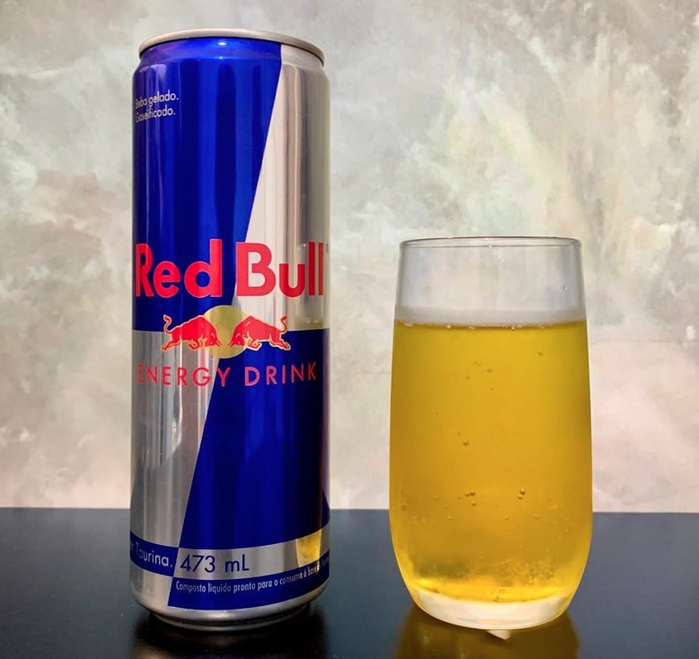 Energético Red Bull Energy Drink, 473 ml na Amazon