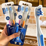 Escova Dental Oral-B 7 Benefícios Compact – 2 Unidades na Amazon