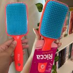 Escova Raquete Flex, Red, Ricca na Amazon