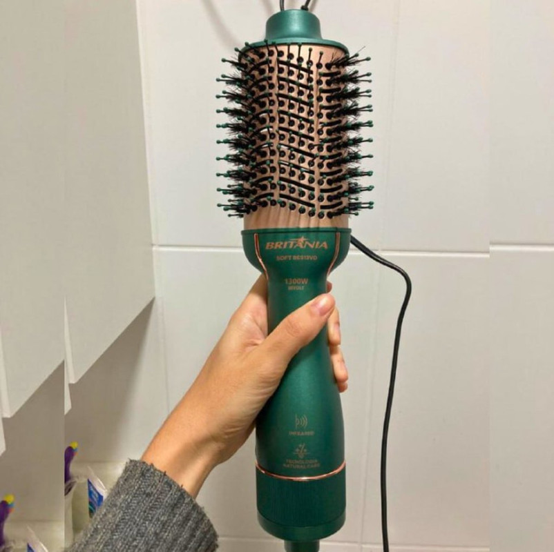 Escova Secadora Britânia Soft 4 em 1 1300W Bivolt BES13VD na Shopee