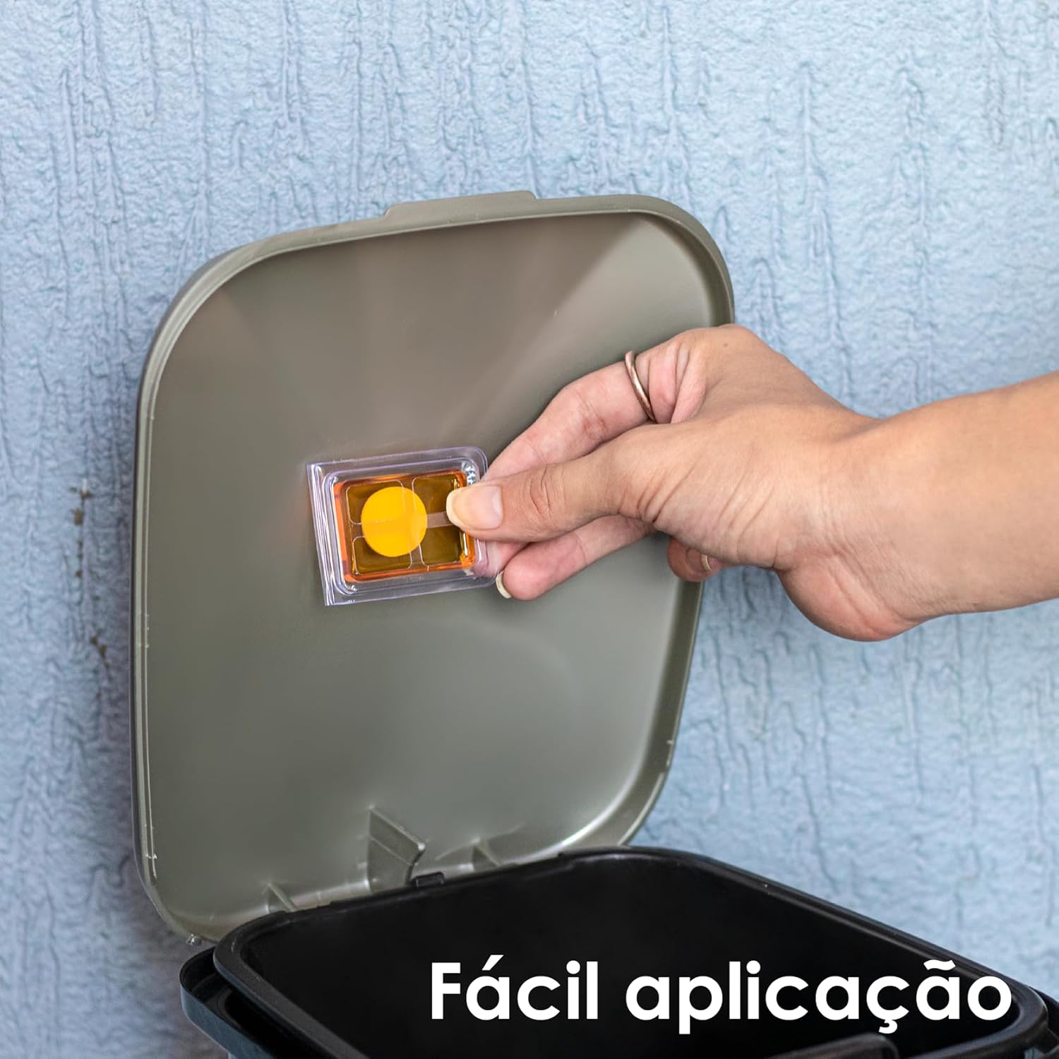 EsfreBom – Bloqueador de Odor para Lixeira de Fácil Aplicação com Fragrância Citrus, Cartela com 3 Unidades de 4g Cada, Bettanin na Amazon