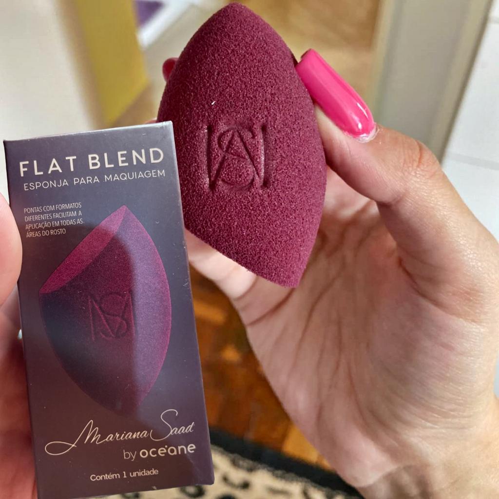 Esponja de Maquiagem Flat Blend Vinho Mariana Saad By Océane na Amazon