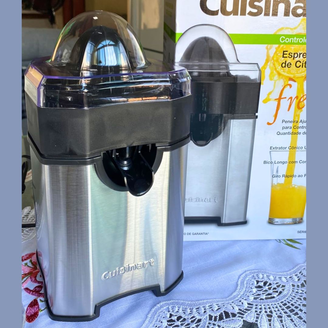 Espremedor de Sucos Elétrico Cuisinart em Aço Inox na Amazon