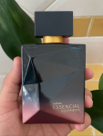 Essencial Oud Pimenta Deo Parfum Masculino na Natura