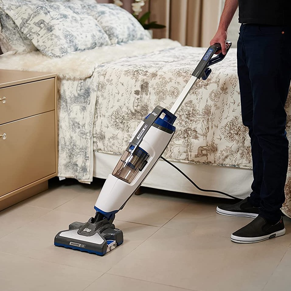 Extratora e Higienizadora com Vapor e MOP WAP WAPORE UP Aspirador de Pó Vertical 1600W Passa Pano Limpa e dá Brilho 220V, Branco, Titanium e Azul na Amazon