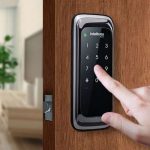 Fechadura Digital de Sobrepor FR 101 Preto Intelbras na Amazon