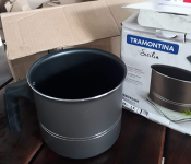 Fervedor Tramontina Sicília em Alumínio com Revestimento Interno e Externo em Antiaderente Starflon Excellent Avelã 14 cm 1,9 L na Amazon