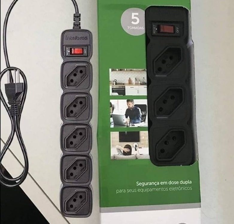 Filtro de Linha Intelbras EPE 205 com 5 Tomadas – Preto na Casas Bahia