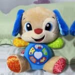 Fisher-Price Aprender e Brincar Brinquedo para Bebês Cachorrinho Aprende Comigo para crianças a partir de 6 meses na Amazon