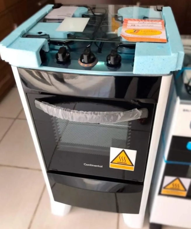 Fogão de Piso Continental 4 Bocas FC4CB Branco Automático com Mesa Compartimentada – Bivolt na Americanas