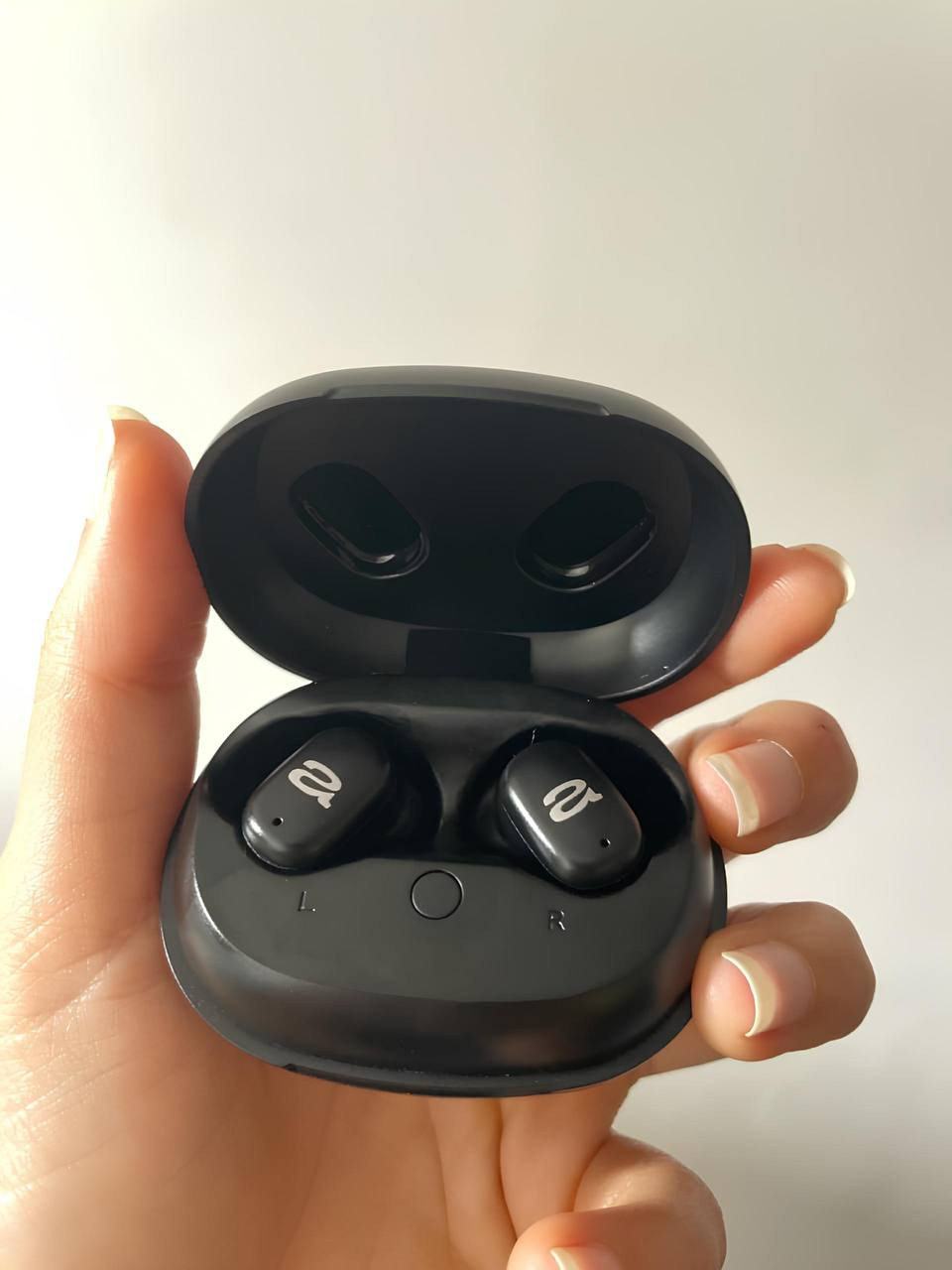 Fone de Ouvido Earbud AIWA EB-03-B Bluetooth IPX5 ANC Modo Ambiente na Amazon