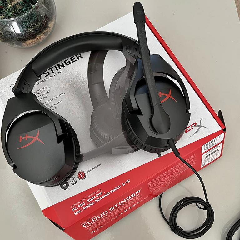 Fone de Ouvido Headset Gamer Hyperx Cloud Stinger, Preto, HX-HSCS-BK/NA na Amazon