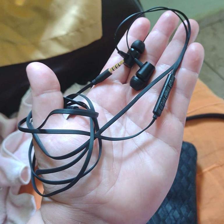 Fone De Ouvido Sound Beats I2GO Intra-Auricular Com Microfone E Acabamento Em Metal 1,2m 103db Preto na Amazon