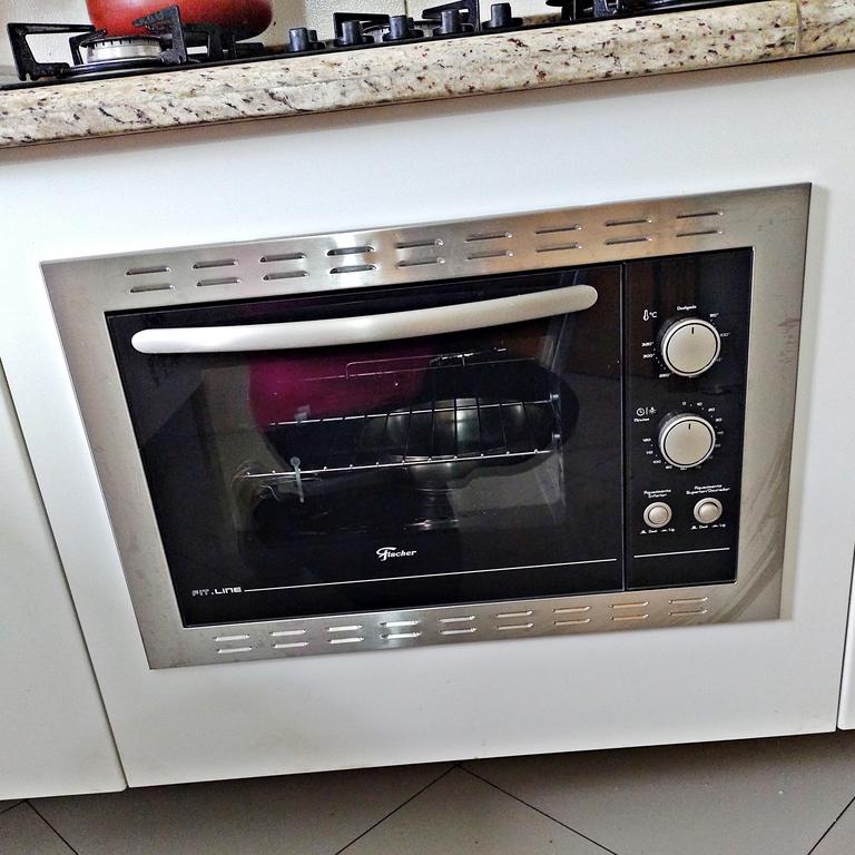 Forno Elétrico Fischer Fit Line Embutir 44L New Inox 127V na Amazon