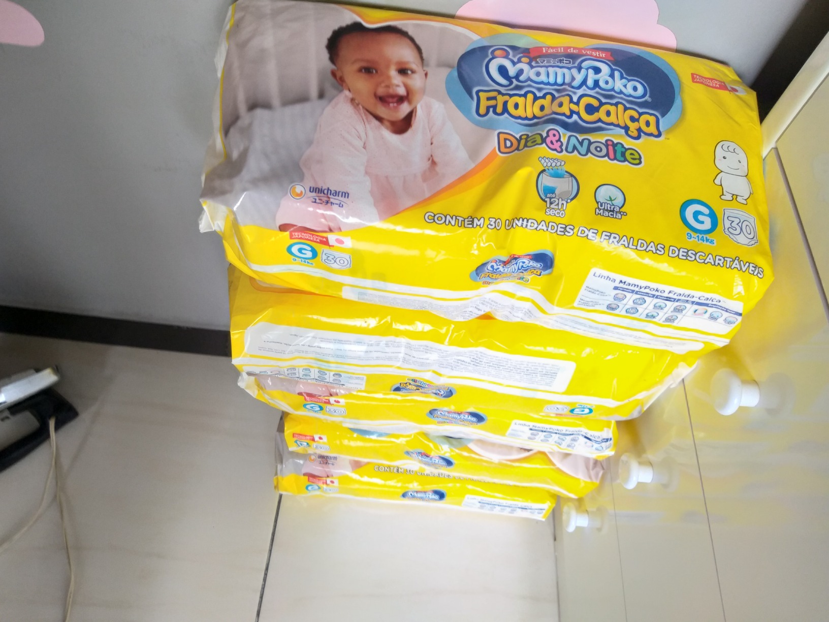 Fralda-Calça Dia & Noite MamyPoko Tamanho G, 30 unidades na Amazon