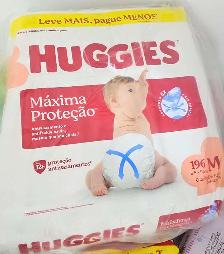 Fralda Descartável Huggies Máxima Proteção Tamanho M 196 unidades – Nova Supreme Care na Amazon