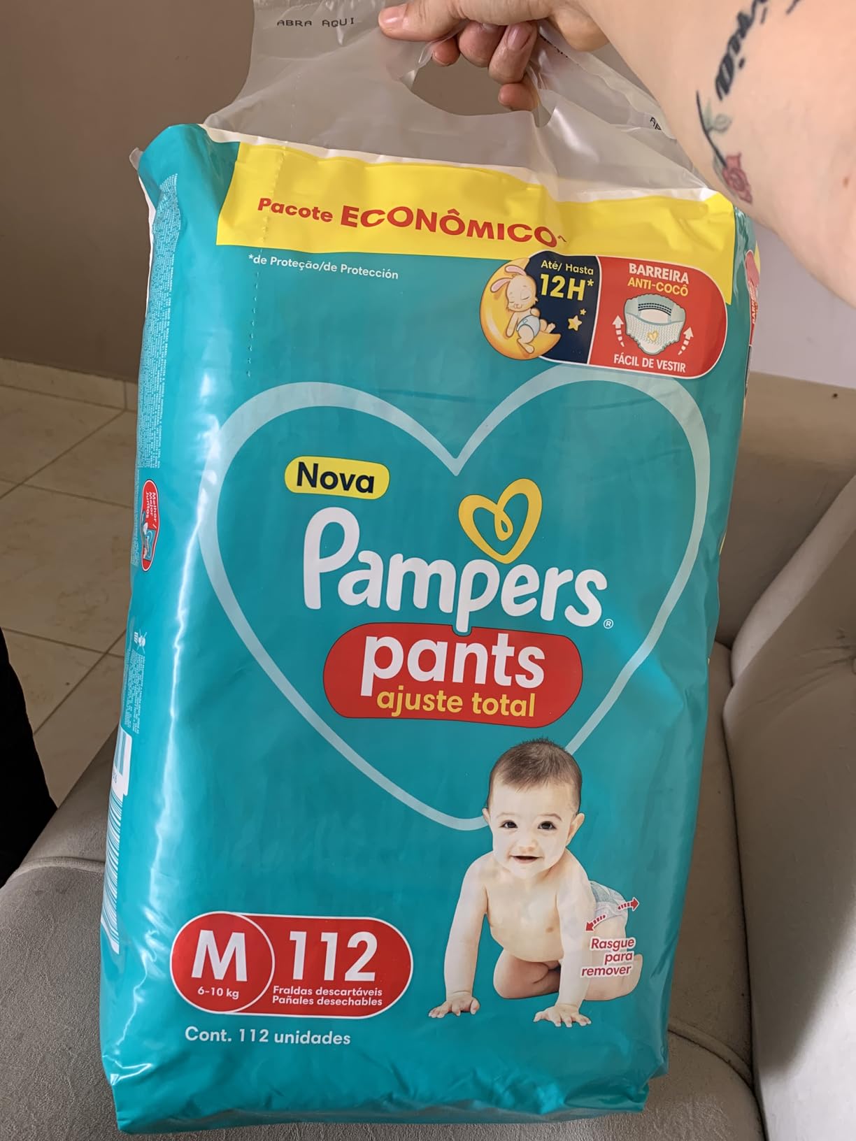 Fralda Pampers Pants Ajuste Total Tamanho M 112 Unidades na Amazon