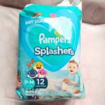 Fraldas Descartáveis Para Água Pampers Splashers Baby Shark P-M 12 fraldas na Amazon