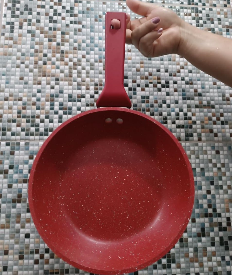 Frigideira 22 cm ColorStone de alumínio com antiaderente, Titânio, ALU8259-TI, Euro Home na Amazon